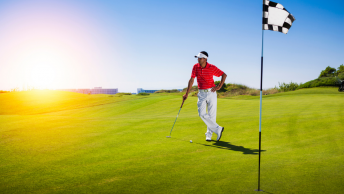 Traje de golfe
